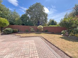 Photo 21- click for photo gallery